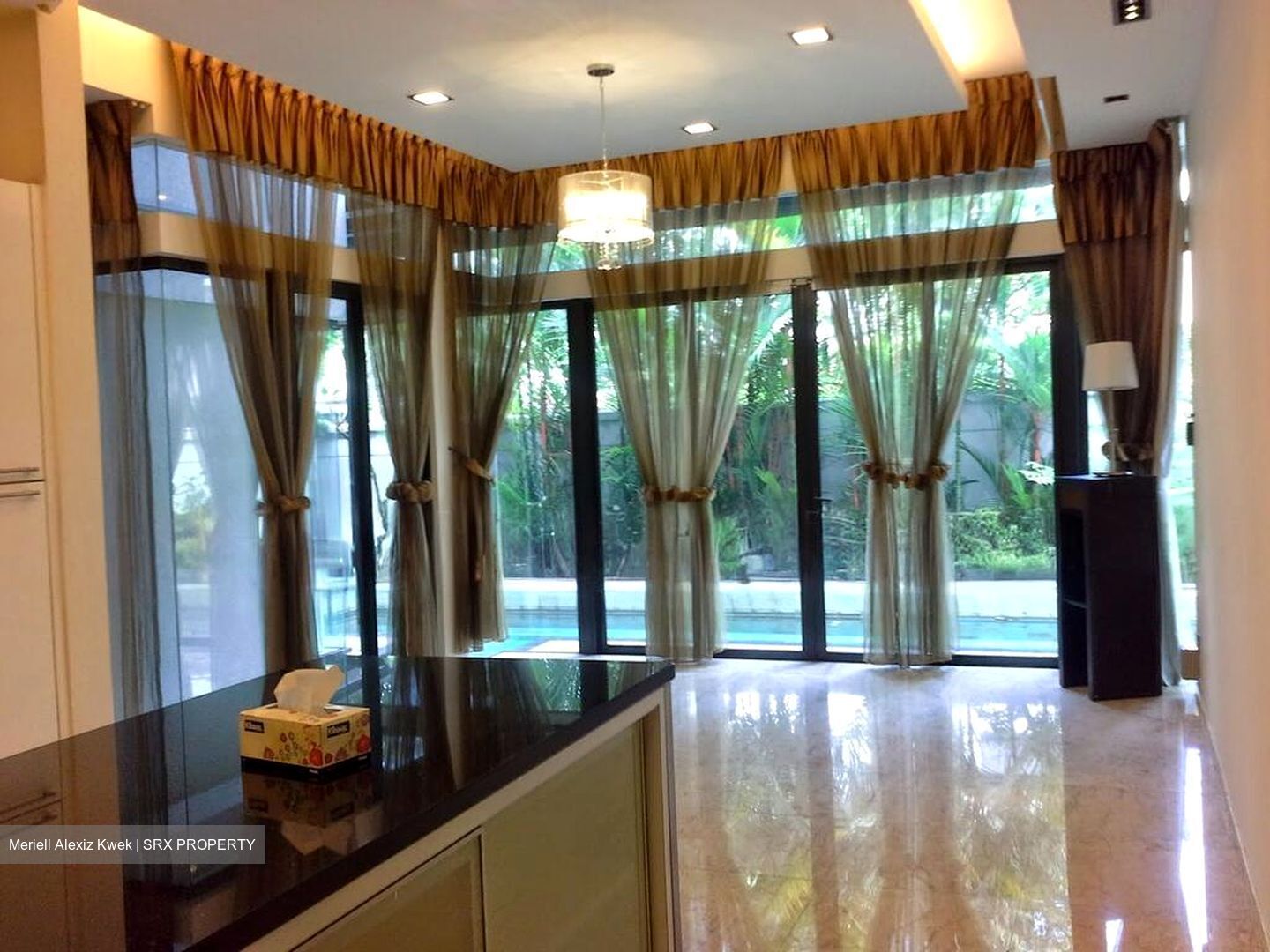 Dunearn Close (D11), Detached #495508101